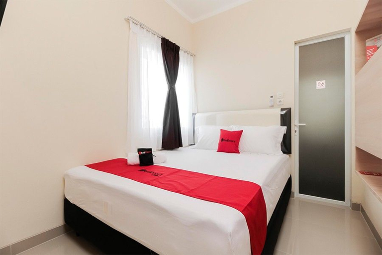 Bedroom 1, RedDoorz near Soekarno Hatta Airport, Tangerang