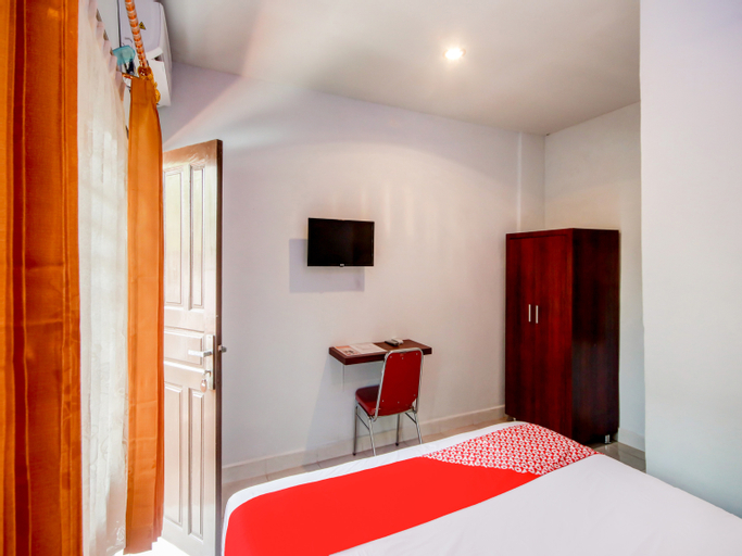 OYO 3937 Teratai Guest House, Medan