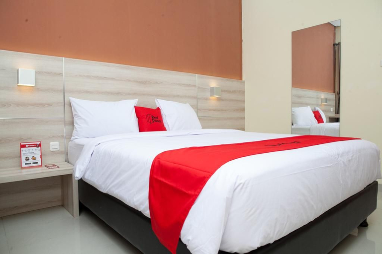 Bedroom 13