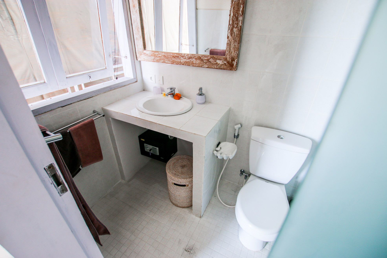 Bathroom 4, Villa Merah, Badung