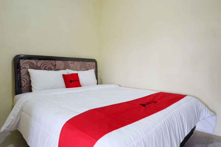 Bedroom 5, RedDoorz Near Lippo Plaza Buton, Bau-Bau