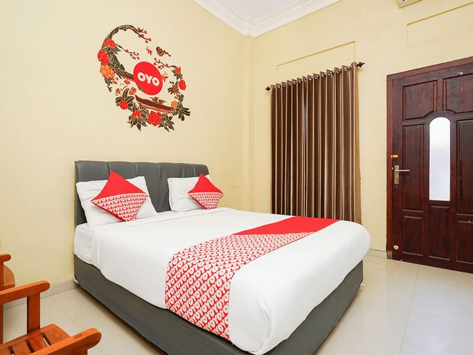 OYO 179 68 Residence, Surabaya