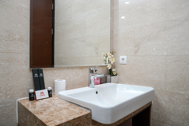 Tranquil 2BR at Menteng Park Apartment By Travelio, Central Jakarta