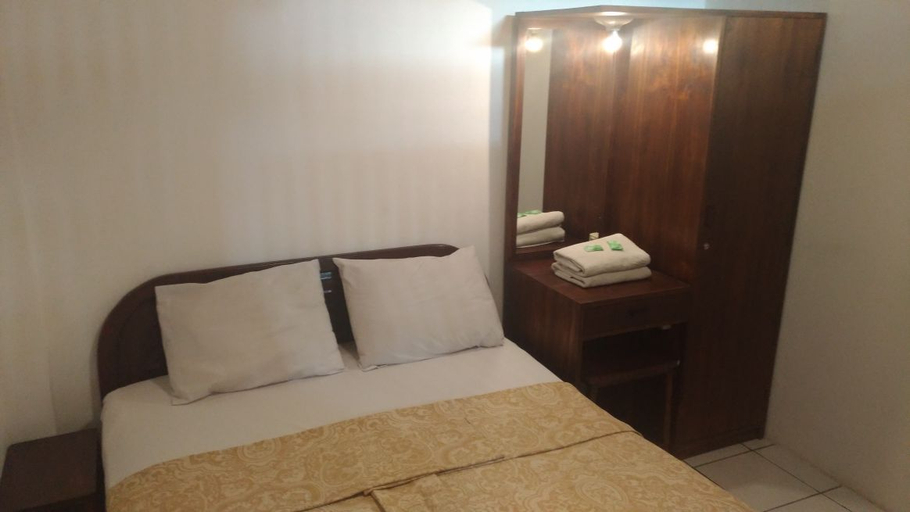 Bedroom 5, Hotel Bladok & Restaurant, Yogyakarta
