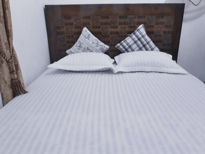 Bedroom 5, Bumimi Homestay, South Pesisir