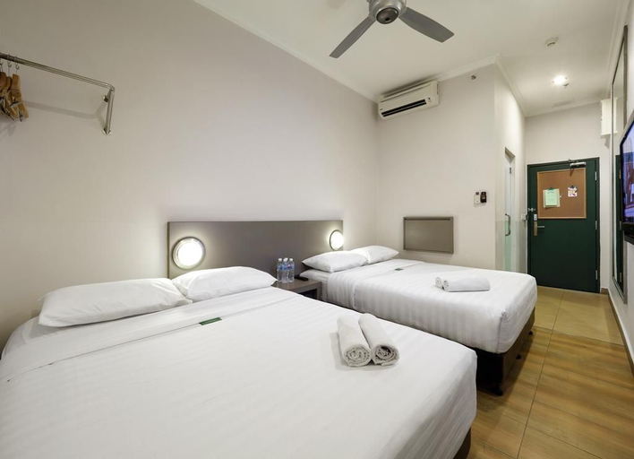 Tune Hotel Kota Kinabalu 1Borneo, Kota Kinabalu