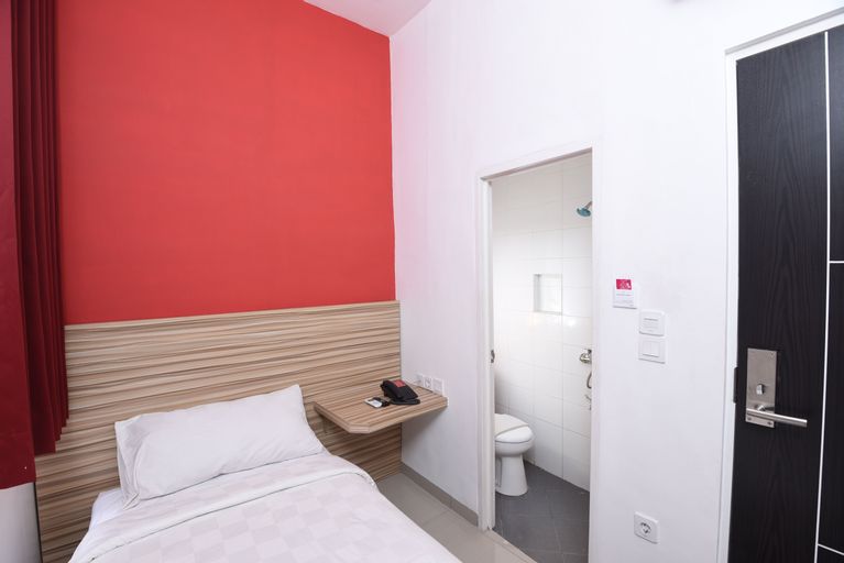 Bedroom, MIRA inn Kayoon Surabaya City Center, Surabaya