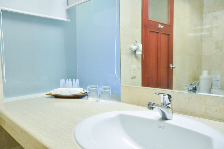 Bathroom 7