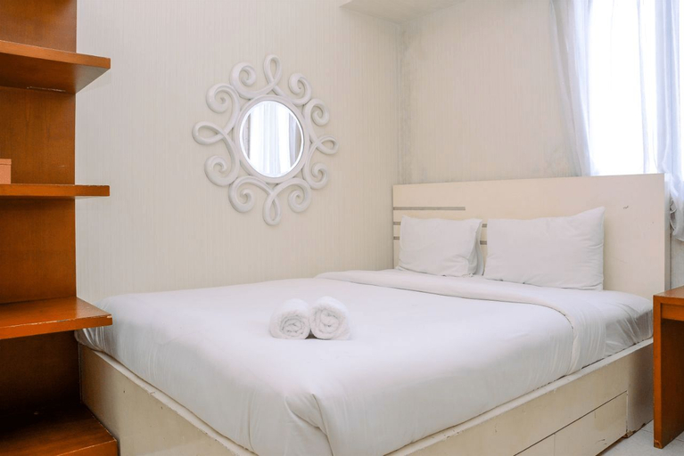 Fully Furnished and Spacious 2BR Maple Park Apartment By Travelio, Jakarta Utara