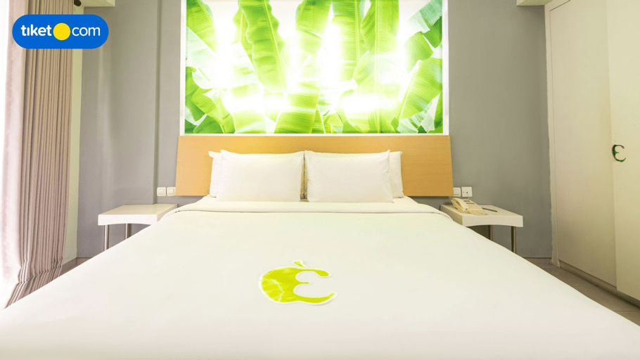 Bedroom 30