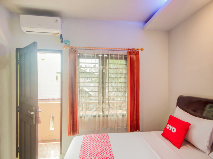 OYO 3937 Teratai Guest House, Medan