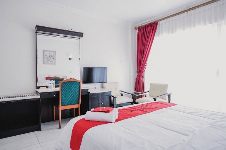 RedDoorz Plus near Pelabuhan Merak, Cilegon