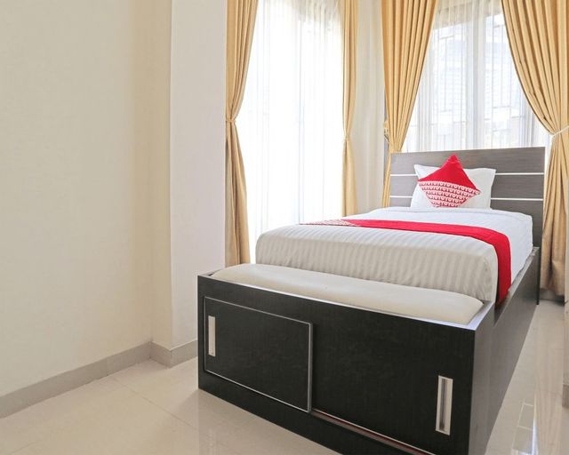 OYO 1326 Mahakam Guest House, Padang