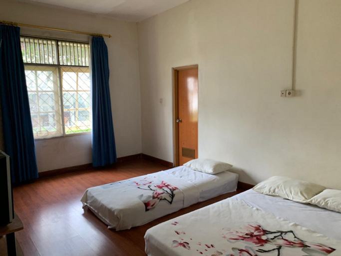 Bedroom 5, Arimbi Cibulan Suites, Bogor