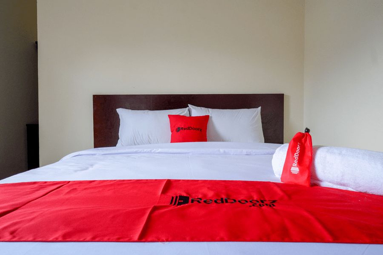 Bedroom 4, RedDoorz near Stadion 45 Karanganyar, Karanganyar