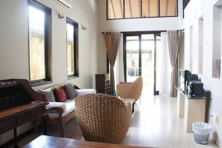 Public Area 3, Sayang Taman Villas, Denpasar