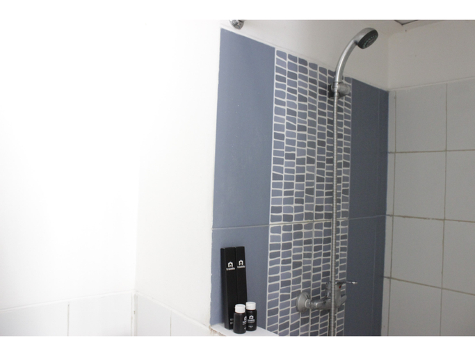Public Area, Spacious Studio Room at The Jarrdin Cihampelas Apartment By Travelio, Bandung