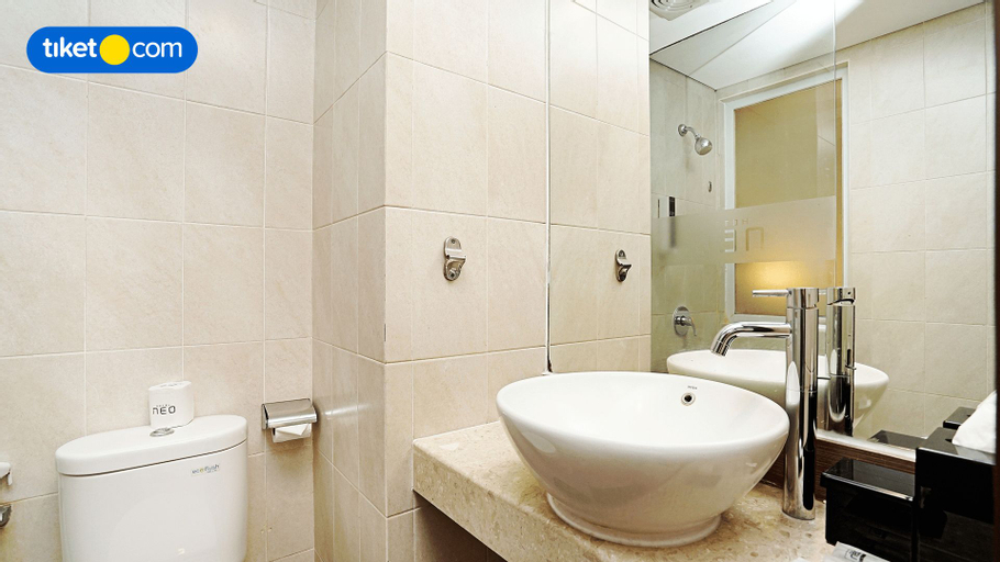 Bathroom 29