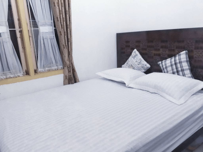 Bedroom 4, Bumimi Homestay, South Pesisir