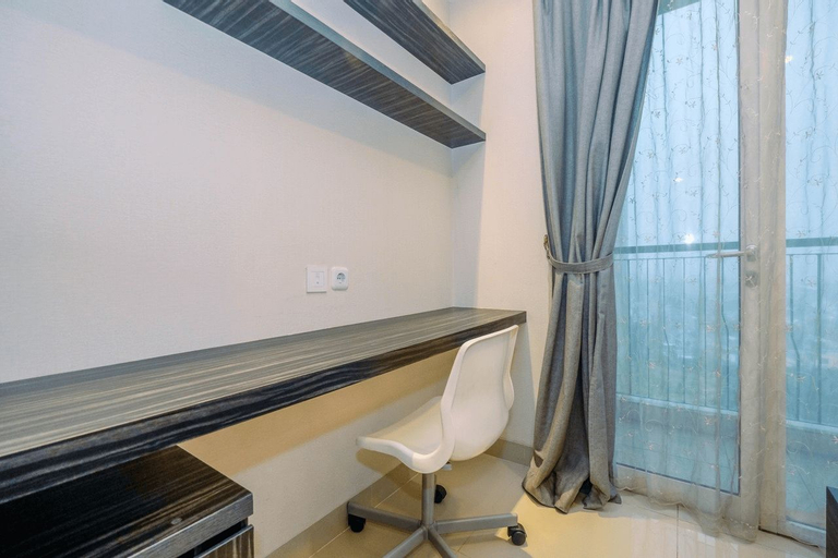 Bedroom 3, Warm and Cozy Studio at The Oasis Apartment By Travelio, Cikarang