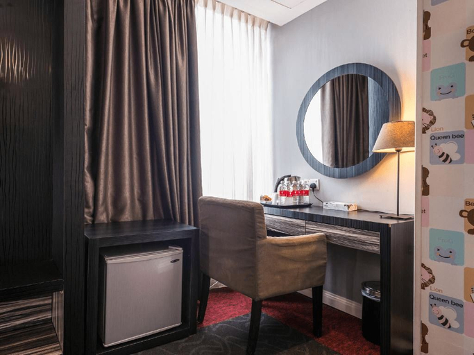 Others 5, Asto Hotel, Kuala Lumpur