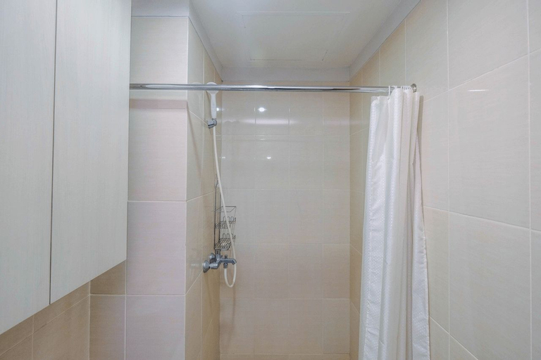 Public Area, Affordable Price Studio Apartment at The Oasis Cikarang By Travelio, Cikarang