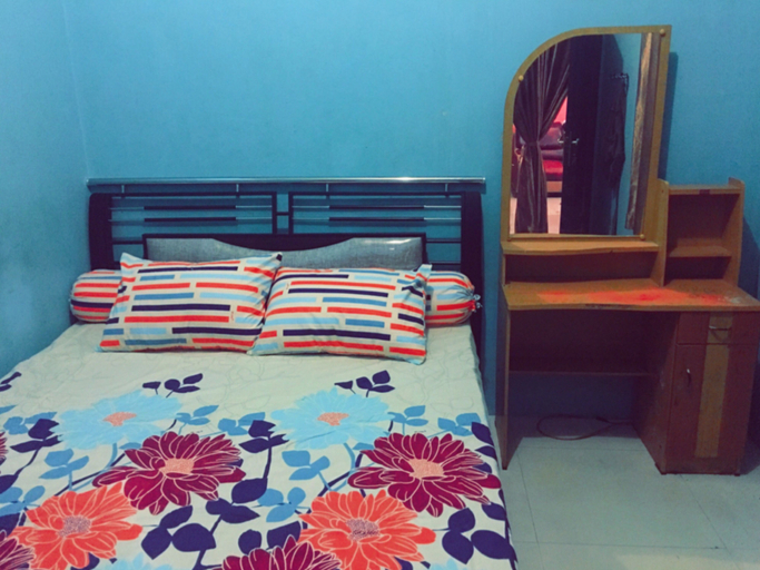 Bedroom 5, Aini Homestay Ternate, Ternate