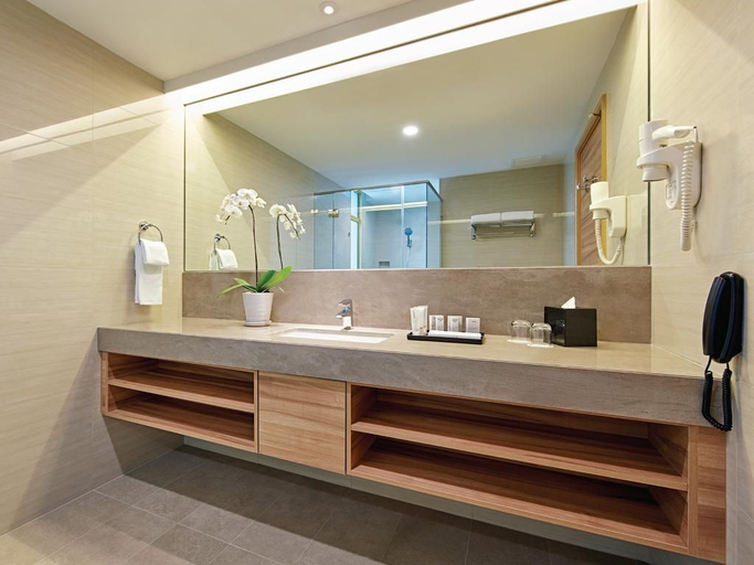 Bathroom 5, Sunway Lagoon Hotel (Formerly Sunway Clio Hotel), Petaling Jaya