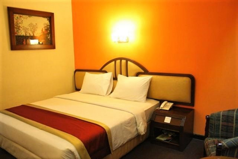 Bedroom 2, Mirah Sartika Hotel, Bogor