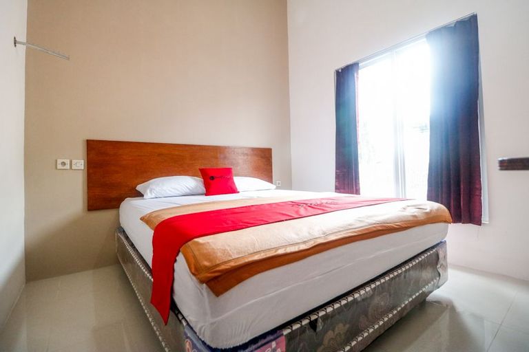 RedDoorz near Jalan Ahmad Yani Banjarmasin, Banjarmasin