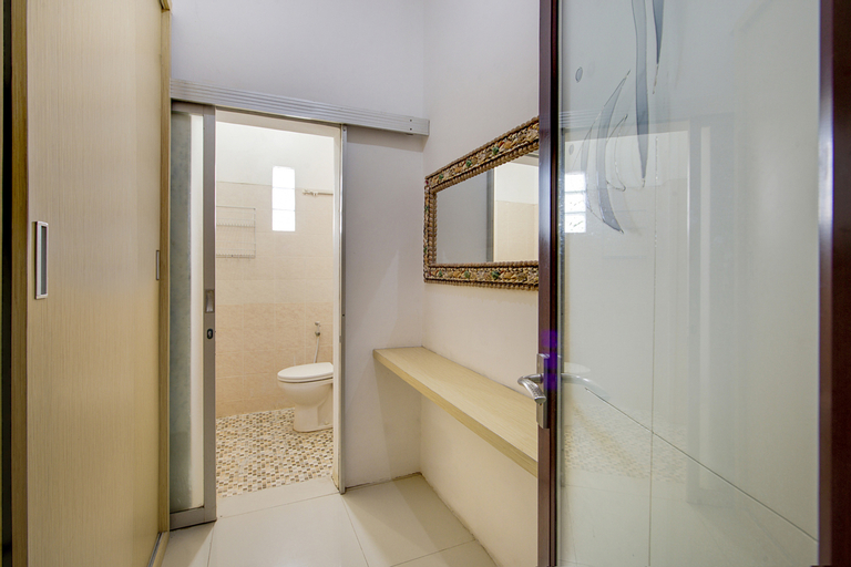 OYO 511 Grace Residence, Surabaya