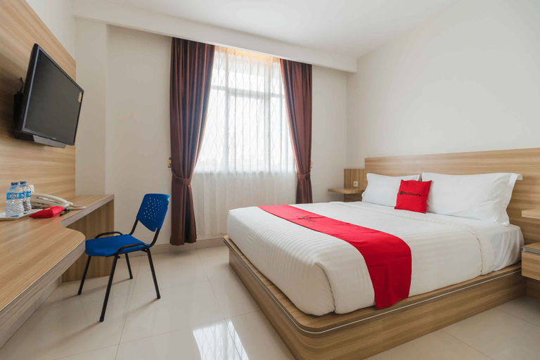 Bedroom 3, RedDoorz near Simpang Patal Palembang, Palembang