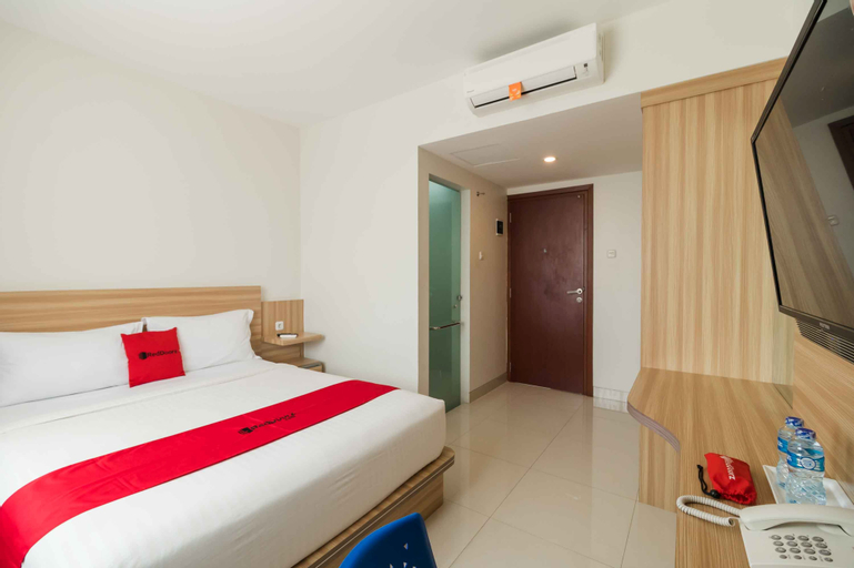RedDoorz @ Brayan Medan, Medan