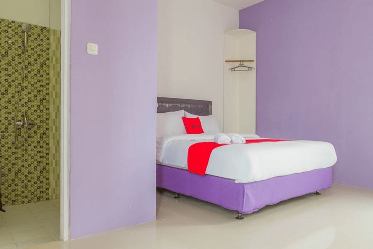 Bedroom 5, RedDoorz Plus @ Tuparev Cirebon 2, Cirebon