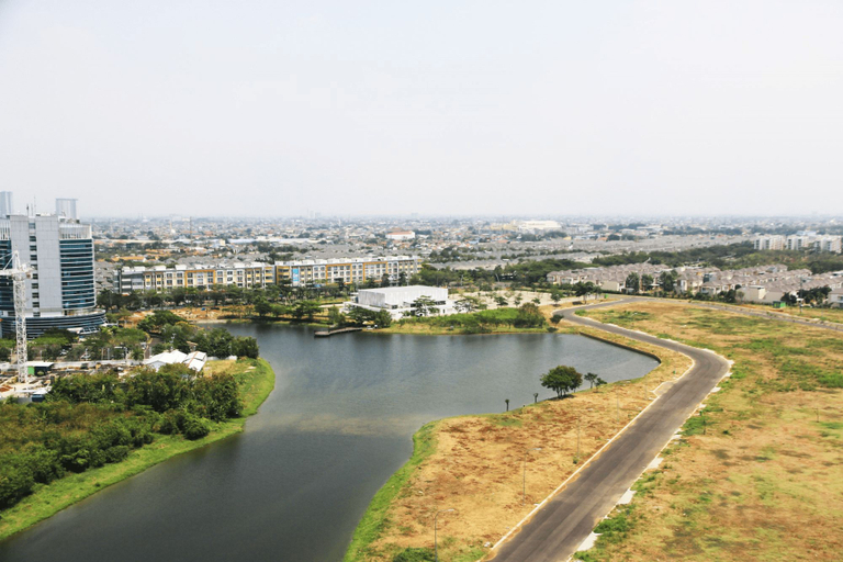 Others 4, Deluxe and Comfortable 2BR The Springlake Summarecon Apartment By Travelio, Bekasi
