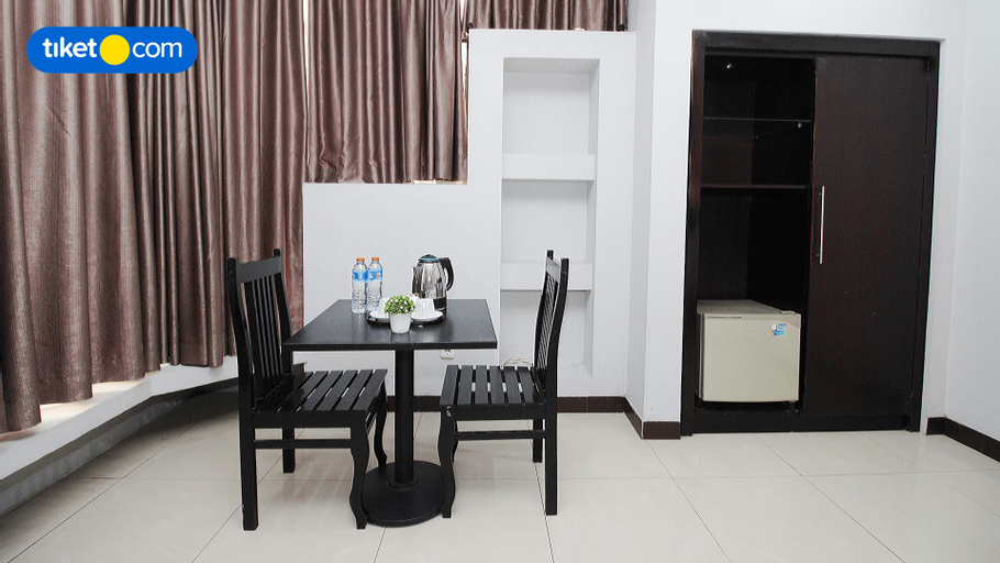 Dining Room 29