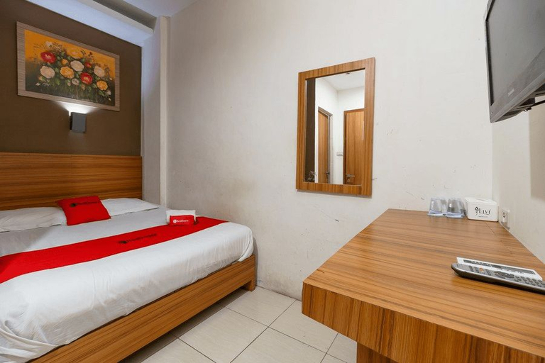 Bedroom 3, RedDoorz Syariah near Simpang Surabaya Aceh, Banda Aceh