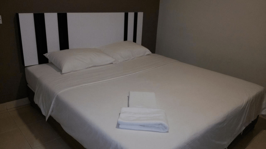 Bedroom 3, Five Hotel, Seremban