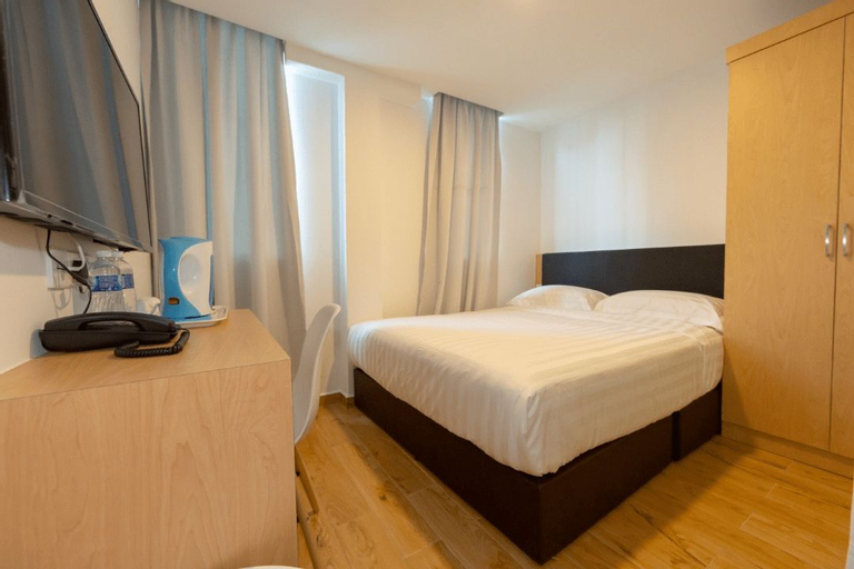 Bedroom 9