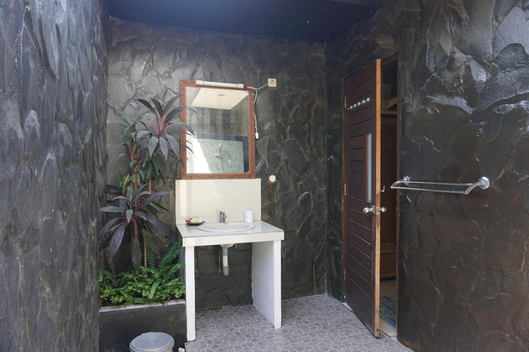 Bathroom, Pondok Bali Lovina, Buleleng