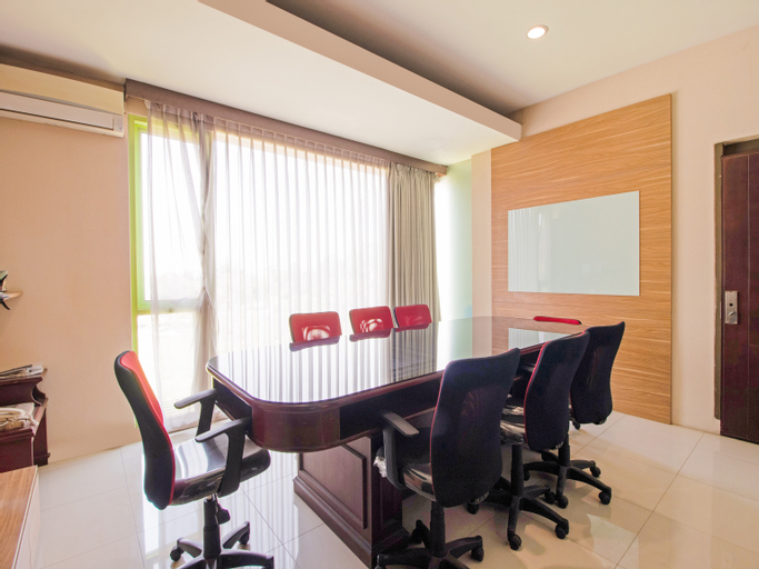 Others 5, OYO Flagship 3753 Cassa Dua Hotel, Bandung