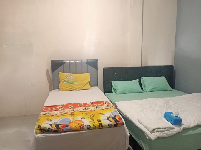 Bedroom 2, Tentrem Guesthouse, Rembang