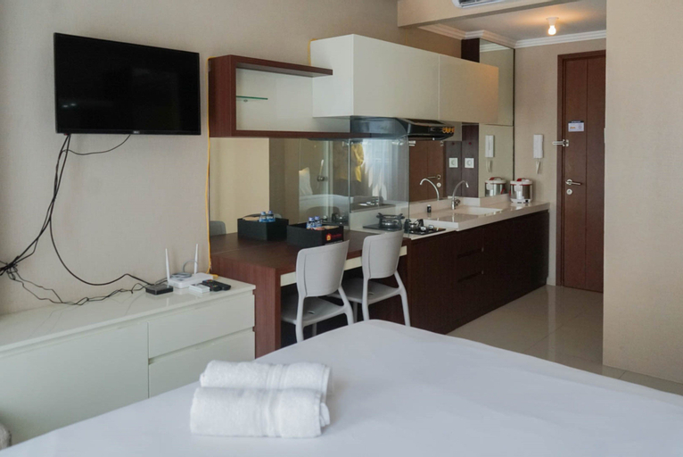 Best Price Studio Apartment at Signature Park Grande By Travelio, East Jakarta