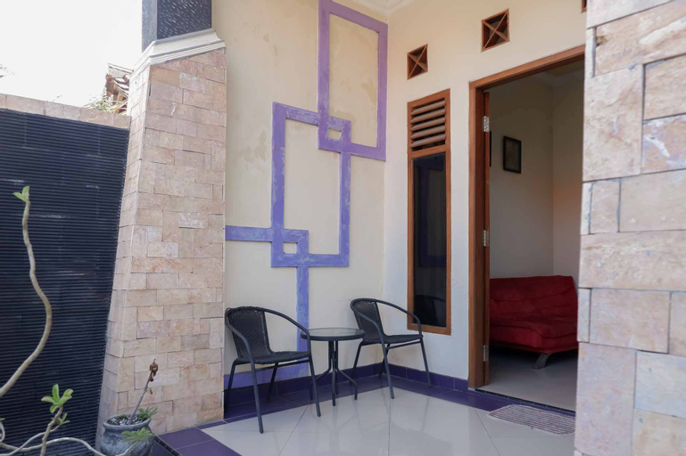 Exterior & Views 5, RedDoorz near RSUD Nganjuk, Nganjuk
