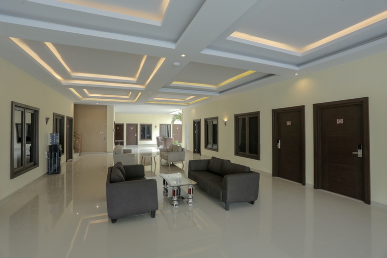 RedDoorz Plus near Solo Paragon Mall, Solo