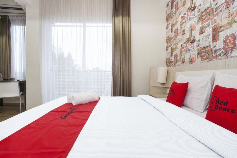 Bedroom 30