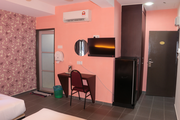 Bedroom 6