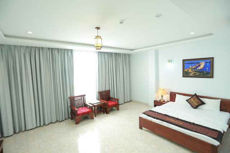 Bedroom 4, Tan Truong Son Hotel, Đồng Hới