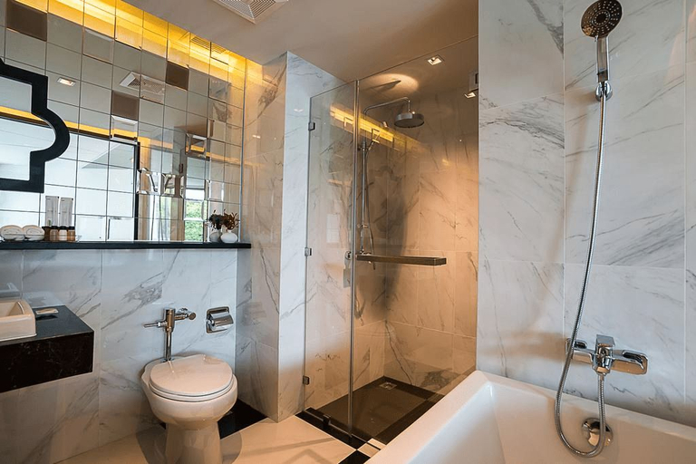 Bathroom 5, Mera Mare Pattaya, Pattaya