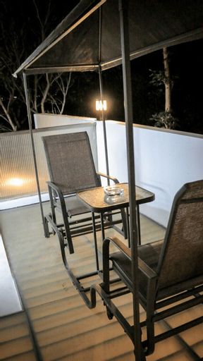 Zeva Villa Dago Bandung 3 BR 8-Persons, Bandung